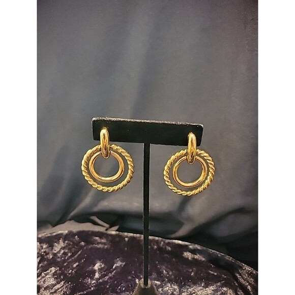 Vintage Womens Gold Tone Double Hoop Pierced Earrings Rope Jewelry Costume - Picture 5 of 11